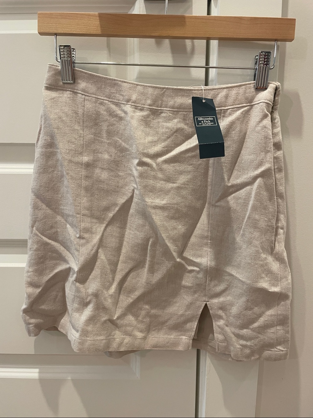 NWT Abercrombie & Fitch beige linen blend high waisted mini skirt w/ zipper